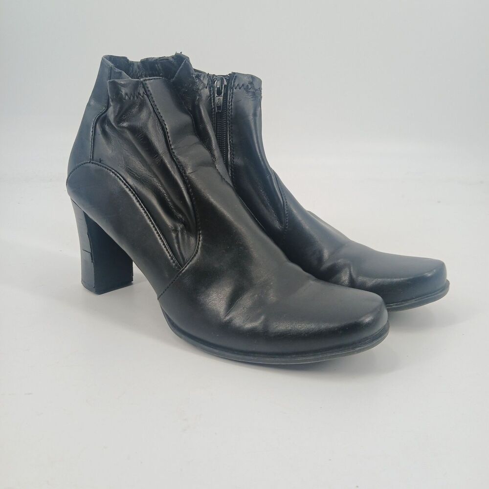 Vintage EA Etienne Aigner Womens Black Leather Ankle Booties Heel Size 9 M
